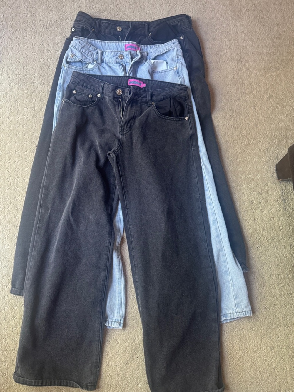 Edikted Women’s Boot Cut Jeans - Black, Light Blue, Dark Blue